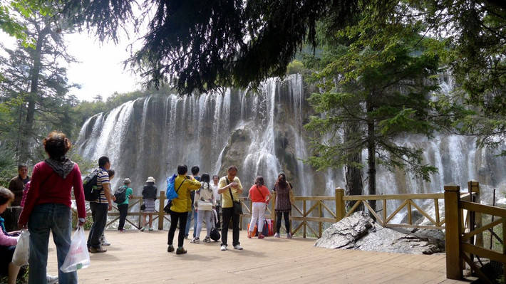 如何找当地皇冠代理_四川旅游攻略:如何规划四川最佳旅行路线?找当地私人地陪导游解决如何找当地皇冠代理！