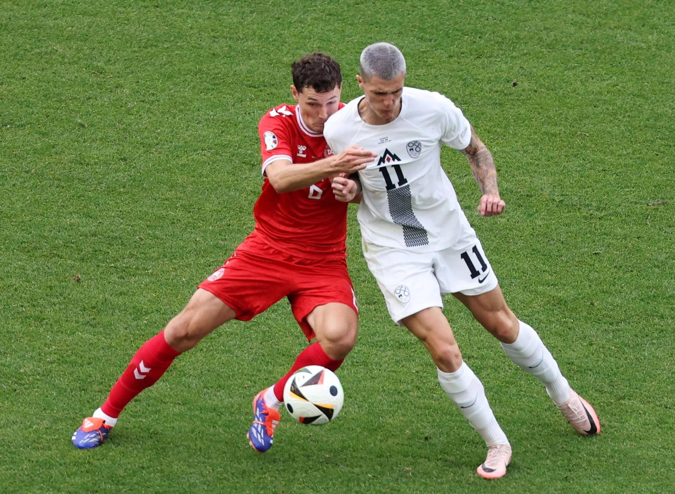 皇冠足球平台_欧洲杯星空足球体育：丹麦1-1斯洛文尼亚平台稳定