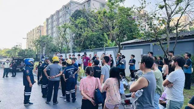 皇冠信用網注册开户
_“相当于约一千颗原子弹”皇冠信用網注册开户
！强震后的缅甸曼德勒40℃高温