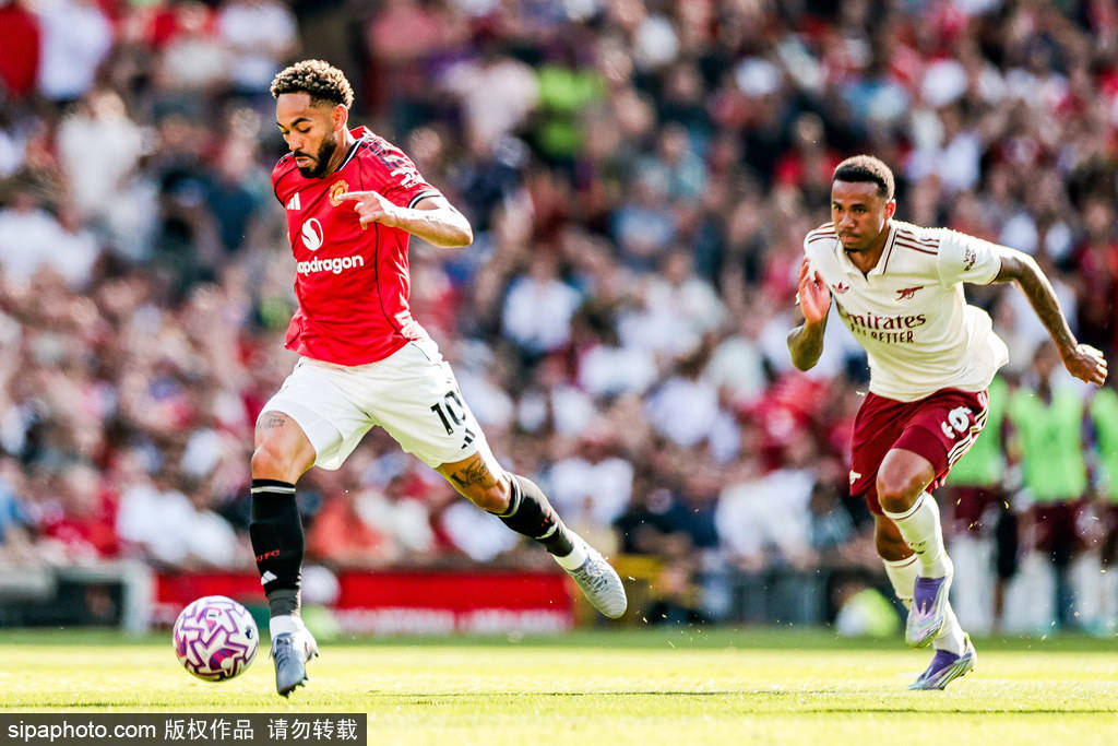 萨索洛vs那不勒斯_曼联客战富勒姆大名单揭秘：霍伊伦缺席萨索洛vs那不勒斯，奥纳纳归队成焦点