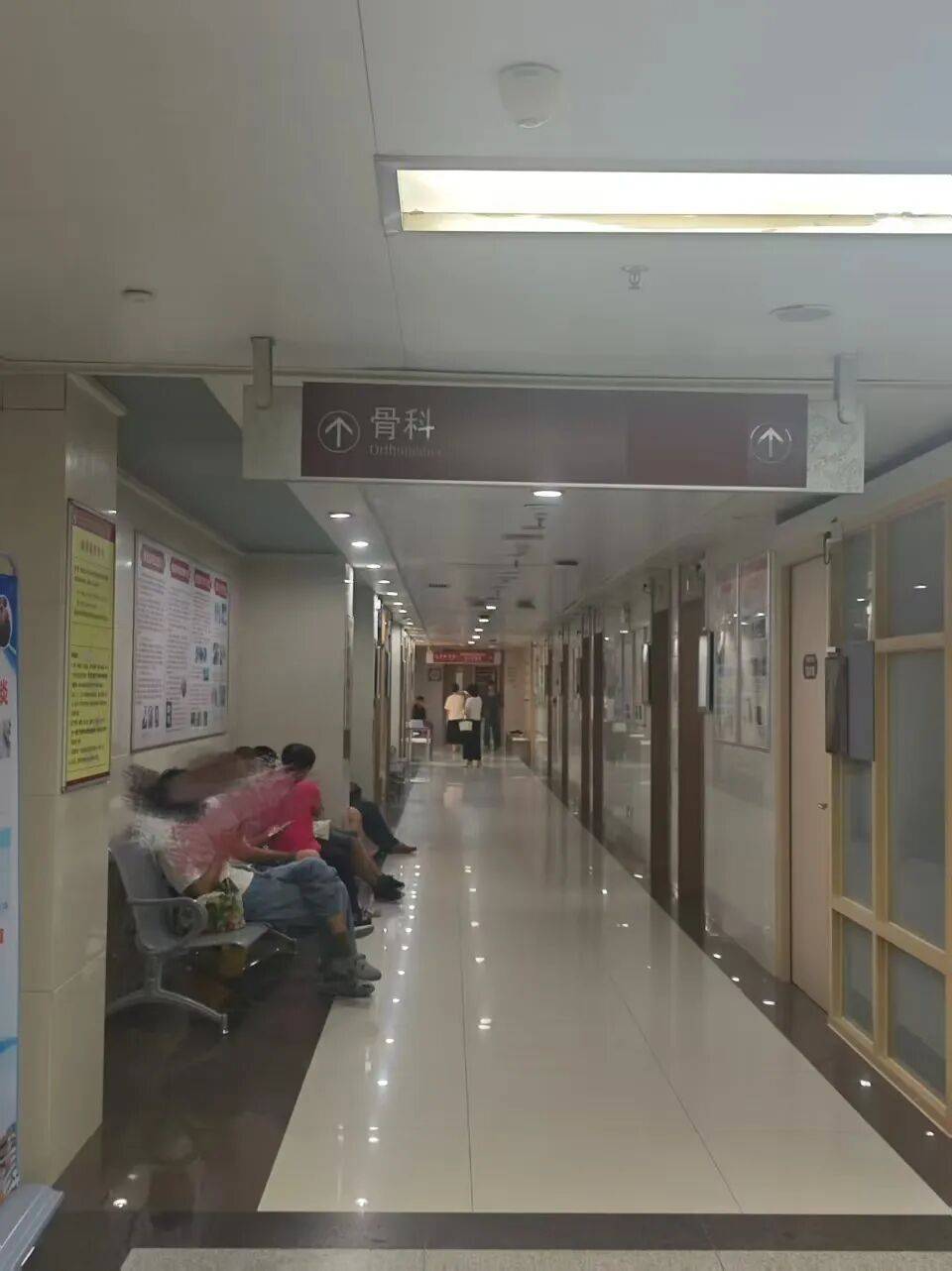 皇冠体育App下载_广州一医院发生伤医事件皇冠体育App下载，参与抢救医生发声：他受伤很重，行凶者已被抓捕