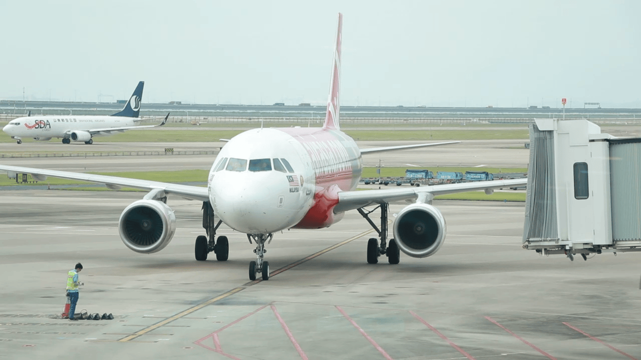 利物浦 vS 皇家马德里_深圳机场口岸出入境人次突破550万 创历史同期新高