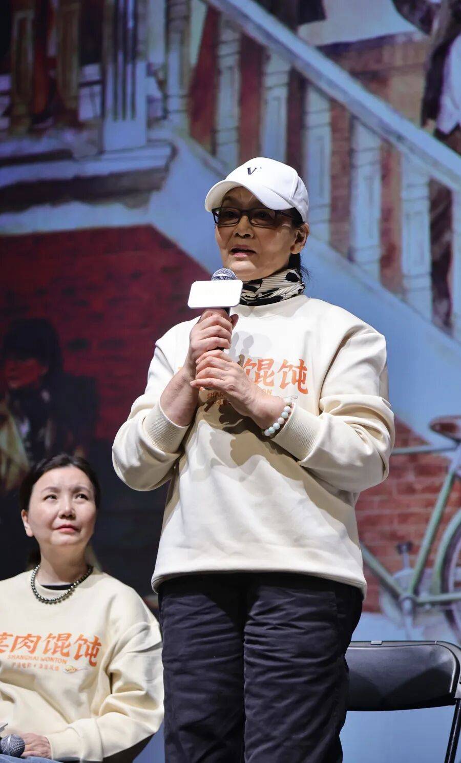 皇冠登3管理出租_沪上著名演员集体现身！全员哽咽全场动容皇冠登3管理出租，有人不惜为它抵押房产！面世在即，最新剧透