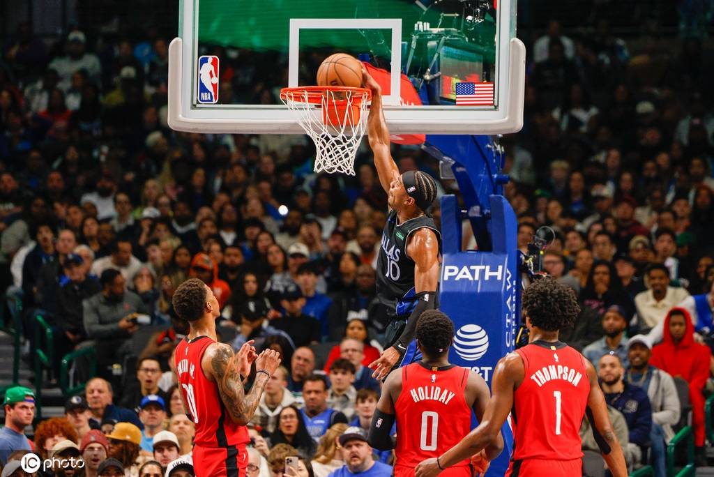 皇冠信用网怎么代理_杜兰特27分浓眉29+8 弗拉格19分独行侠胜火箭