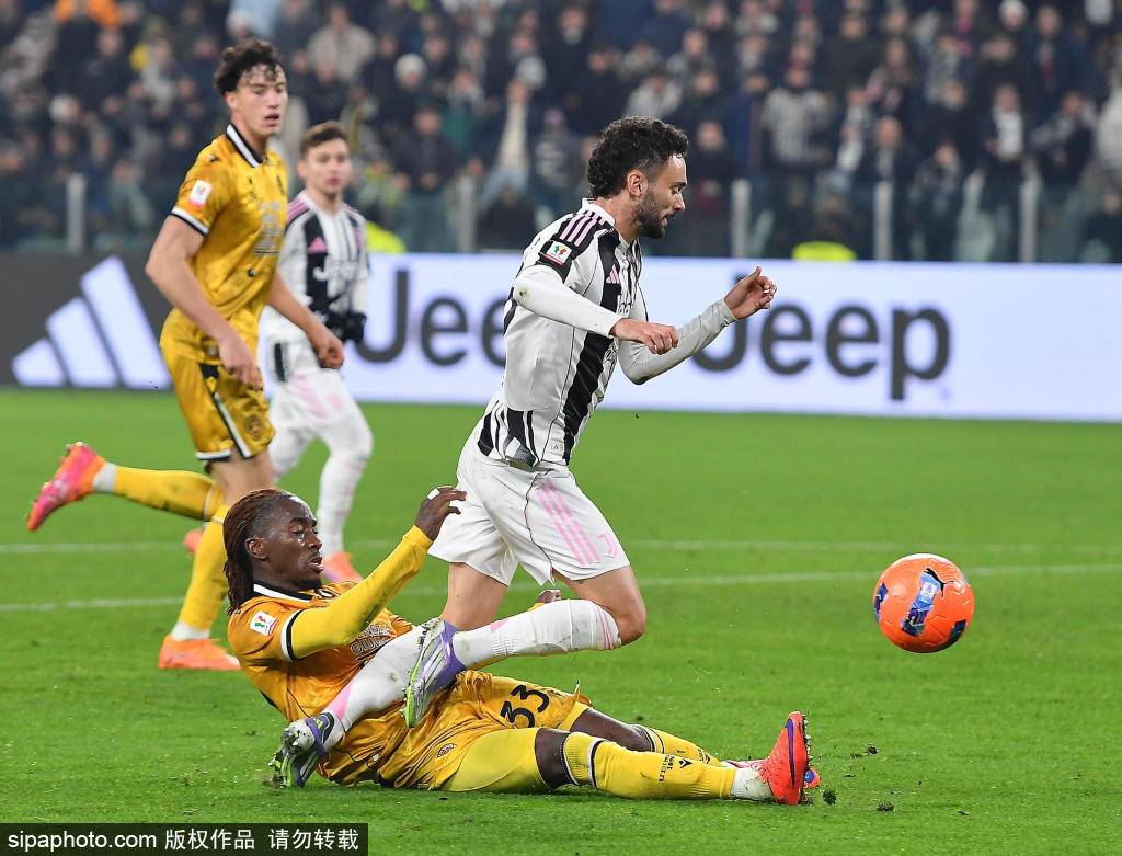 皇冠登1登2登3代理_麦肯尼的错失良机：裁判判罚越位引发的争议与战术思考