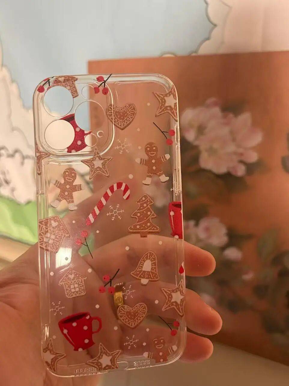 皇冠信用网代理出租_商丘一空地现成堆被丢弃的全新手机壳皇冠信用网代理出租，多人驱车前往“捡漏”，有人一次捡了50个