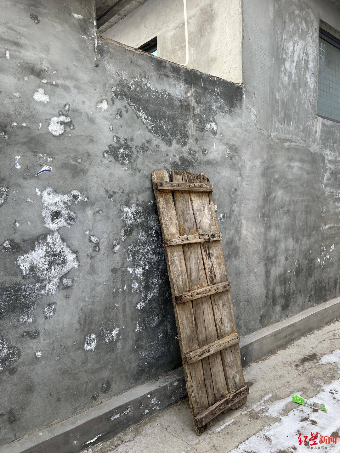 皇冠信用网如何代理_被困家中三天的独居农村聋哑老人皇冠信用网如何代理，和她背后的照护难题丨在场